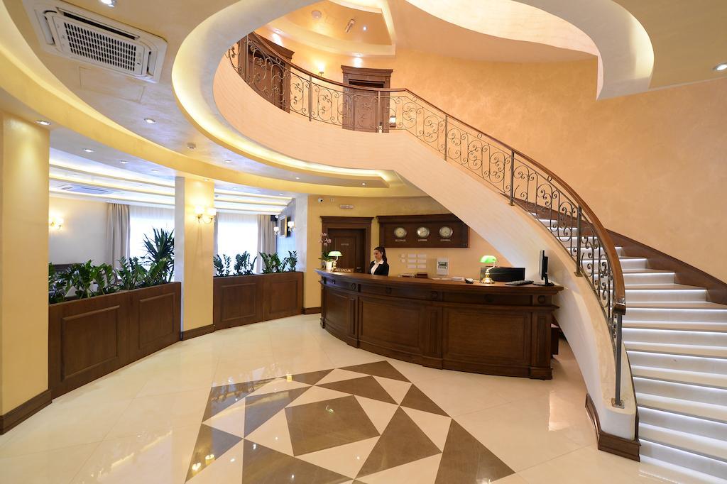 Hotel Majdan 베오그라드 외부 사진
