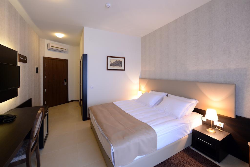 Hotel Majdan 베오그라드 외부 사진