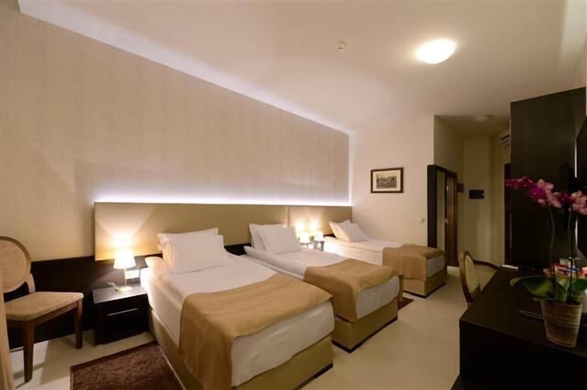 Hotel Majdan 베오그라드 외부 사진